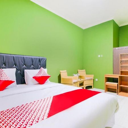 Oyo 1014 Bettah Coba 2 Sukabumi Hotell Eksteriør bilde