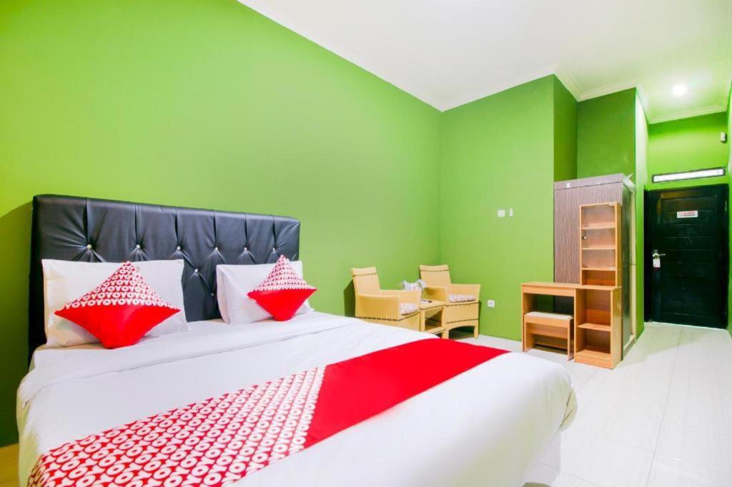 Oyo 1014 Bettah Coba 2 Sukabumi Hotell Eksteriør bilde