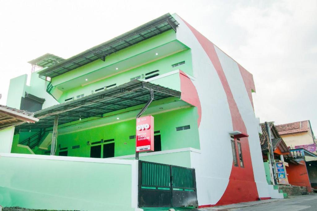 Oyo 1014 Bettah Coba 2 Sukabumi Hotell Eksteriør bilde